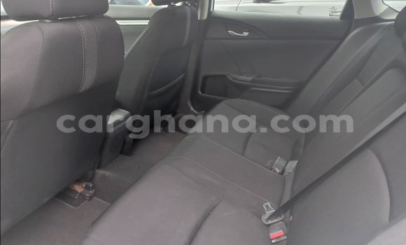 Buy Used Honda Civic White Car in Accra in Greater Accra Buy Used Honda Civic White Car in Accra in Greater Accra