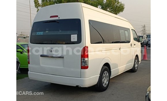 Buy Import Toyota Hiace White Car in Import - Dubai in Ashanti Buy Import Toyota Hiace White Car in Import - Dubai in Ashanti