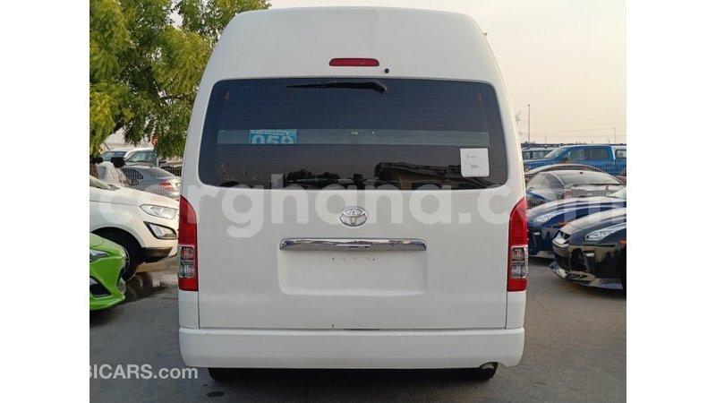 Big with watermark toyota hiace ashanti import dubai 47985