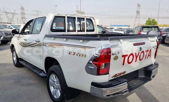 Buy Used Toyota Hilux White Car in Accra in Greater Accra Buy Used Toyota Hilux White Car in Accra in Greater Accra