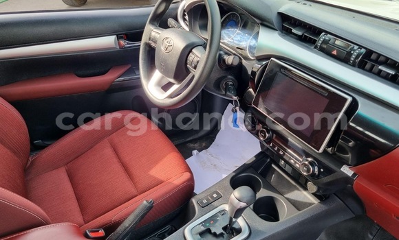 Buy Used Toyota Hilux White Car in Accra in Greater Accra Buy Used Toyota Hilux White Car in Accra in Greater Accra