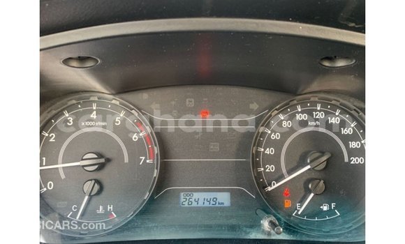 Sayi Imported Toyota Hilux White Mota in Import - Dubai a Ashanti Sayi Imported Toyota Hilux White Mota in Import - Dubai a Ashanti