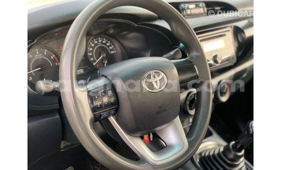 Ra Imported Toyota Hilux funfun Ọkọ̀ in Import - Dubai ni Ashanti Ra Imported Toyota Hilux funfun Ọkọ̀ in Import - Dubai ni Ashanti