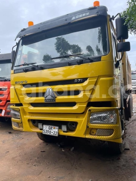 Big with watermark howo sinotruck greater accra accra 48020