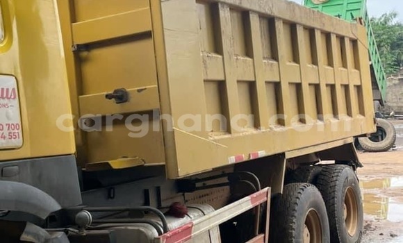 Sayi Na hannu Howo Sinotruck Sauran Babbar mota in Accra a Greater Accra Sayi Na hannu Howo Sinotruck Sauran Babbar mota in Accra a Greater Accra