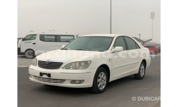 Ra Imported Toyota Camry funfun Ọkọ̀ in Import - Dubai ni Ashanti Ra Imported Toyota Camry funfun Ọkọ̀ in Import - Dubai ni Ashanti