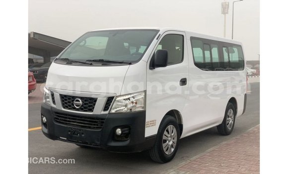 Ra Imported Nissan Urvan funfun Ọkọ̀ in Import - Dubai ni Ashanti Ra Imported Nissan Urvan funfun Ọkọ̀ in Import - Dubai ni Ashanti