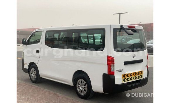 Ra Imported Nissan Urvan funfun Ọkọ̀ in Import - Dubai ni Ashanti Ra Imported Nissan Urvan funfun Ọkọ̀ in Import - Dubai ni Ashanti
