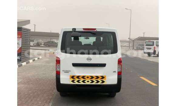 Ra Imported Nissan Urvan funfun Ọkọ̀ in Import - Dubai ni Ashanti Ra Imported Nissan Urvan funfun Ọkọ̀ in Import - Dubai ni Ashanti