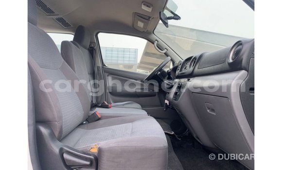 Ra Imported Nissan Urvan funfun Ọkọ̀ in Import - Dubai ni Ashanti Ra Imported Nissan Urvan funfun Ọkọ̀ in Import - Dubai ni Ashanti