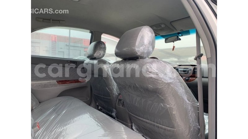 Big with watermark toyota camry ashanti import dubai 48031