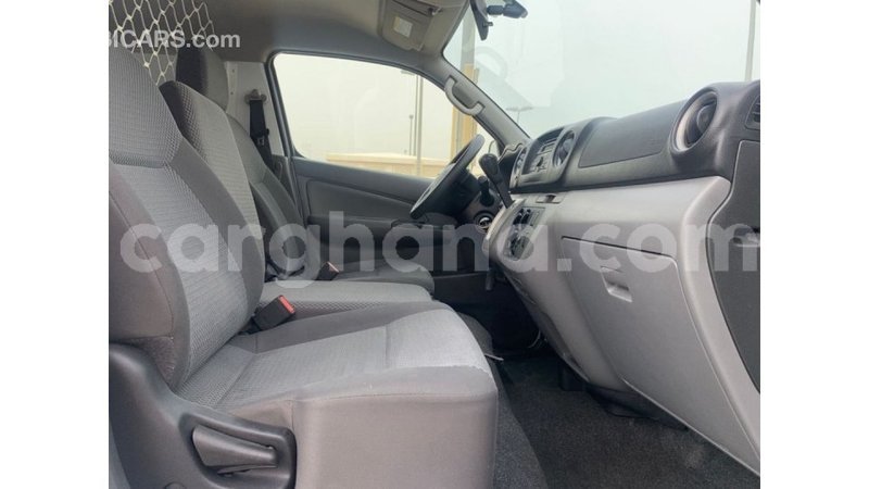 Big with watermark nissan urvan ashanti import dubai 48032