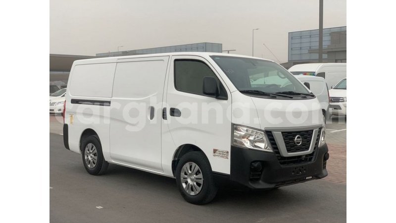 Big with watermark nissan urvan ashanti import dubai 48033