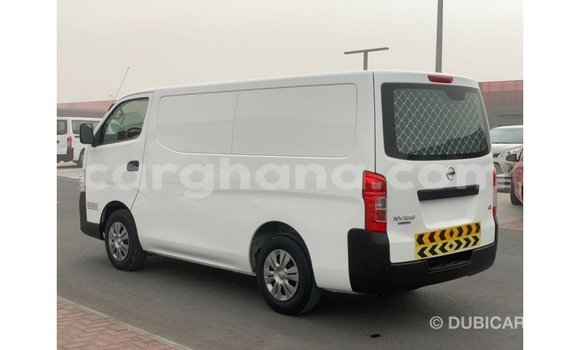 Ra Imported Nissan Urvan funfun Ọkọ̀ in Import - Dubai ni Ashanti Ra Imported Nissan Urvan funfun Ọkọ̀ in Import - Dubai ni Ashanti