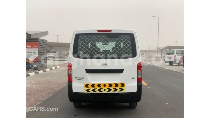 Big with watermark nissan urvan ashanti import dubai 48033