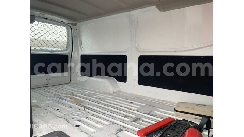 Big with watermark nissan urvan ashanti import dubai 48033