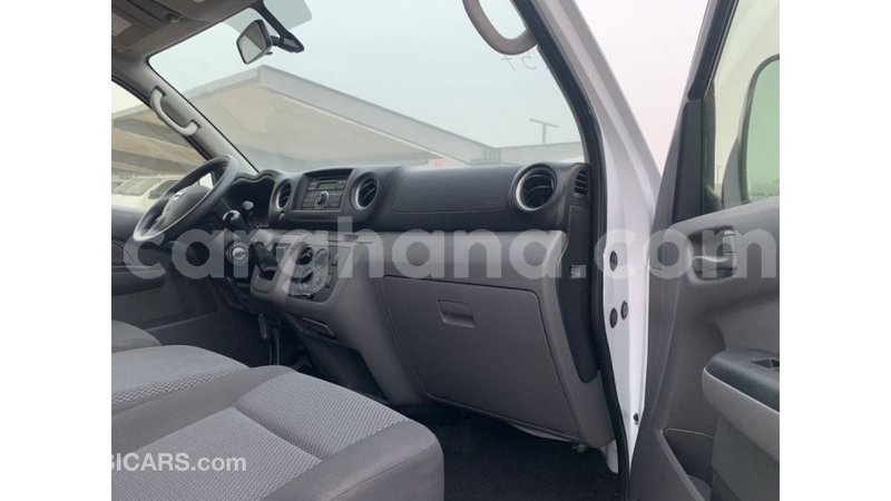 Big with watermark nissan urvan ashanti import dubai 48033