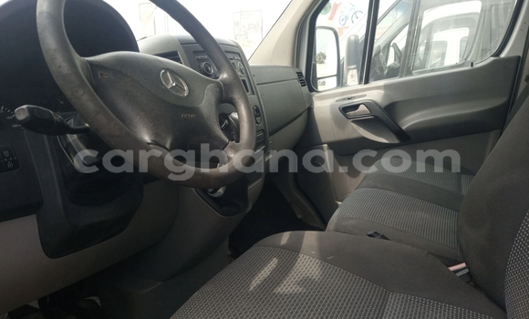 Ra Àlòkù Mercedes‒Benz S-klasse funfun Ọkọ̀ in Accra ni Greater Accra Ra Àlòkù Mercedes‒Benz S-klasse funfun Ọkọ̀ in Accra ni Greater Accra