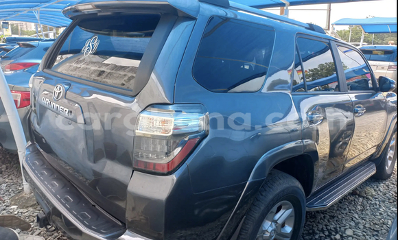 Sayi Na hannu Toyota 4Runner Black Mota in Accra a Greater Accra Sayi Na hannu Toyota 4Runner Black Mota in Accra a Greater Accra