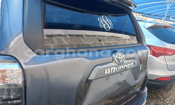 Sayi Na hannu Toyota 4Runner Black Mota in Accra a Greater Accra Sayi Na hannu Toyota 4Runner Black Mota in Accra a Greater Accra