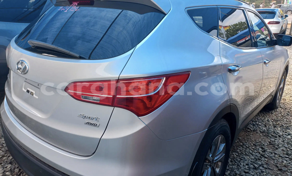Buy Used Hyundai Santa Fe Silver Car in Accra in Greater Accra Buy Used Hyundai Santa Fe Silver Car in Accra in Greater Accra