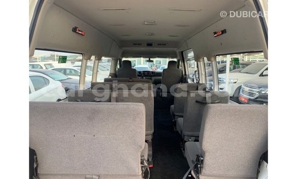 Ra Imported Nissan Urvan funfun Ọkọ̀ in Import - Dubai ni Ashanti Ra Imported Nissan Urvan funfun Ọkọ̀ in Import - Dubai ni Ashanti