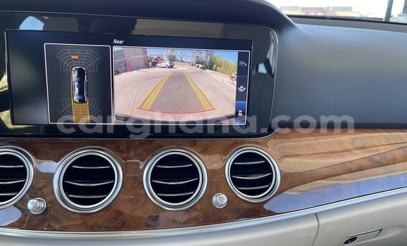Buy Import Mercedes-Benz E-Classe Black Car in Accra in Greater Accra Buy Import Mercedes-Benz E-Classe Black Car in Accra in Greater Accra