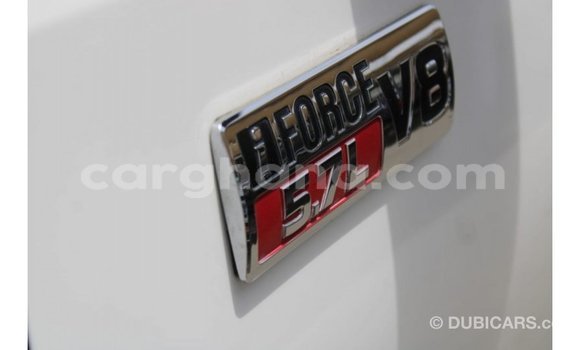 Ra Imported Toyota Tundra funfun Ọkọ̀ in Import - Dubai ni Ashanti Ra Imported Toyota Tundra funfun Ọkọ̀ in Import - Dubai ni Ashanti