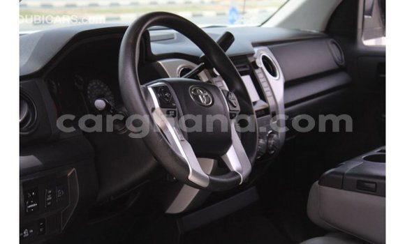 Ra Imported Toyota Tundra funfun Ọkọ̀ in Import - Dubai ni Ashanti Ra Imported Toyota Tundra funfun Ọkọ̀ in Import - Dubai ni Ashanti