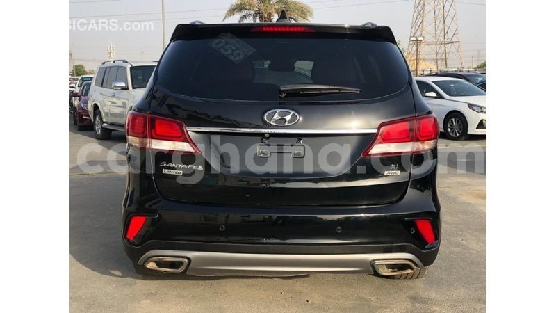 Big with watermark hyundai santa fe ashanti import dubai 48071