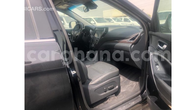 Big with watermark hyundai santa fe ashanti import dubai 48071