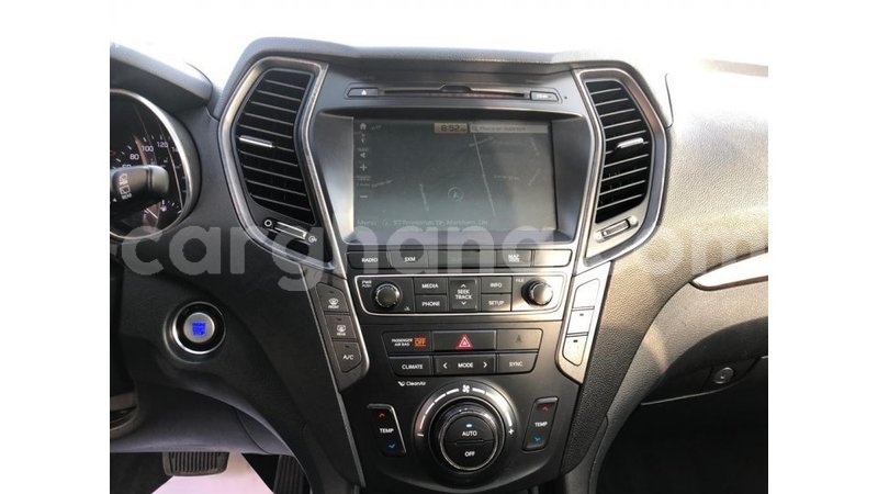 Big with watermark hyundai santa fe ashanti import dubai 48071