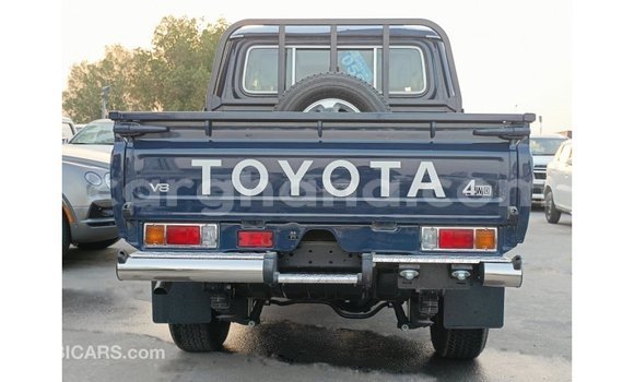 Ra Imported Toyota Land Cruiser Blue Ọkọ̀ in Import - Dubai ni Ashanti Ra Imported Toyota Land Cruiser Blue Ọkọ̀ in Import - Dubai ni Ashanti