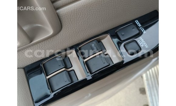Buy Import Toyota Land Cruiser Beige Car in Import - Dubai in Ashanti Buy Import Toyota Land Cruiser Beige Car in Import - Dubai in Ashanti