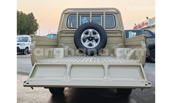 Buy Import Toyota Land Cruiser Beige Car in Import - Dubai in Ashanti Buy Import Toyota Land Cruiser Beige Car in Import - Dubai in Ashanti