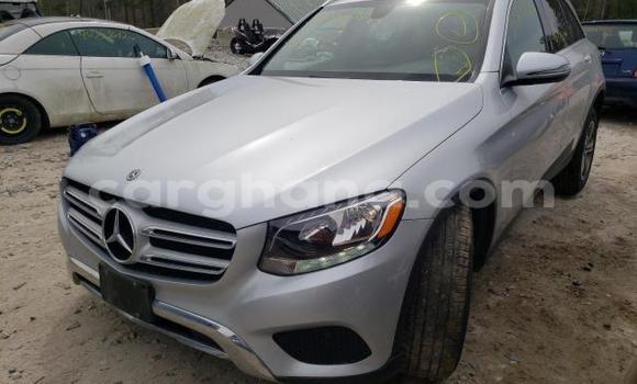 Sayi Na hannu Mercedes‒Benz GLC Azurfa Mota in Accra a Greater Accra