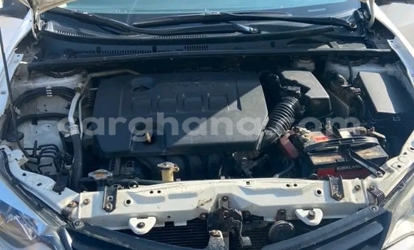 Buy Used Toyota Corolla White Car in Accra in Greater Accra Buy Used Toyota Corolla White Car in Accra in Greater Accra