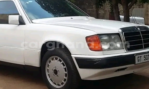 Sayi Na hannu Mercedes-Benz A200 White Mota in Accra a Greater Accra Sayi Na hannu Mercedes-Benz A200 White Mota in Accra a Greater Accra