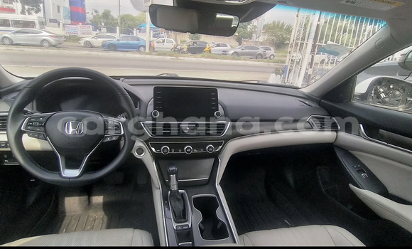 Sayi Na hannu Honda Accord White Mota in Accra a Greater Accra Sayi Na hannu Honda Accord White Mota in Accra a Greater Accra