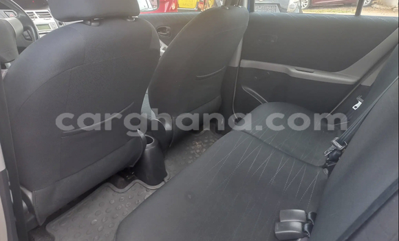 Sayi Na hannu Toyota Vitz Azurfa Mota in Accra a Greater Accra Sayi Na hannu Toyota Vitz Azurfa Mota in Accra a Greater Accra