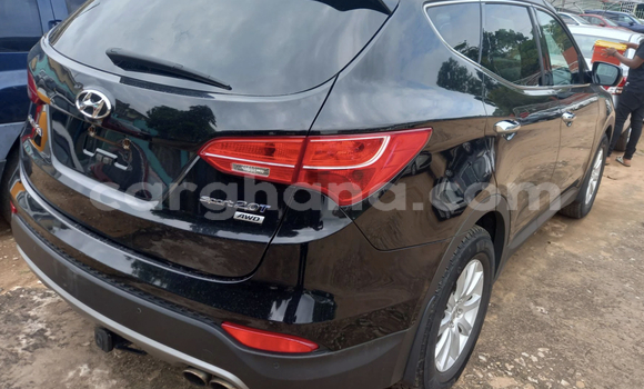 Sayi Na hannu Hyundai Santa Fe Black Mota in Accra a Greater Accra Sayi Na hannu Hyundai Santa Fe Black Mota in Accra a Greater Accra