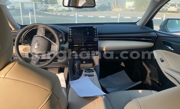 Buy Import Toyota Avalon White Car in Import - Dubai in Ashanti Buy Import Toyota Avalon White Car in Import - Dubai in Ashanti