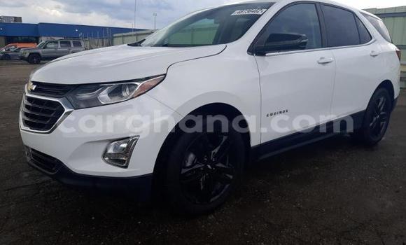 Ra Àlòkù Chevrolet Equinox funfun Ọkọ̀ in Accra ni Greater Accra