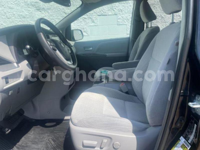 Big with watermark toyota sienna greater accra accra 48128