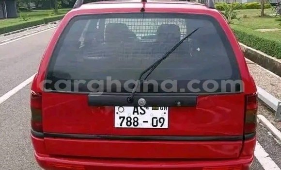 Sayi Na hannu Opel Astra Red Mota in Accra a Greater Accra Sayi Na hannu Opel Astra Red Mota in Accra a Greater Accra