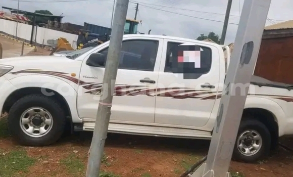 Buy Used Toyota Hilux White Car in Accra in Greater Accra Buy Used Toyota Hilux White Car in Accra in Greater Accra