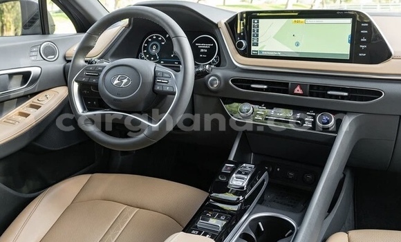 Buy Used Hyundai Sonata White Car in Accra in Greater Accra Buy Used Hyundai Sonata White Car in Accra in Greater Accra