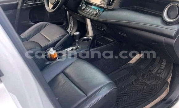 Ra Àlòkù Toyota RAV4 Miiran Ọkọ̀ in Accra ni Greater Accra Ra Àlòkù Toyota RAV4 Miiran Ọkọ̀ in Accra ni Greater Accra