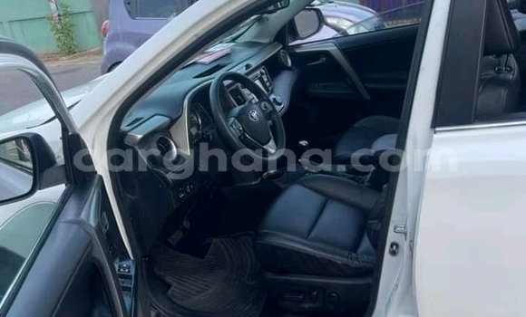 Ra Àlòkù Toyota RAV4 Miiran Ọkọ̀ in Accra ni Greater Accra Ra Àlòkù Toyota RAV4 Miiran Ọkọ̀ in Accra ni Greater Accra