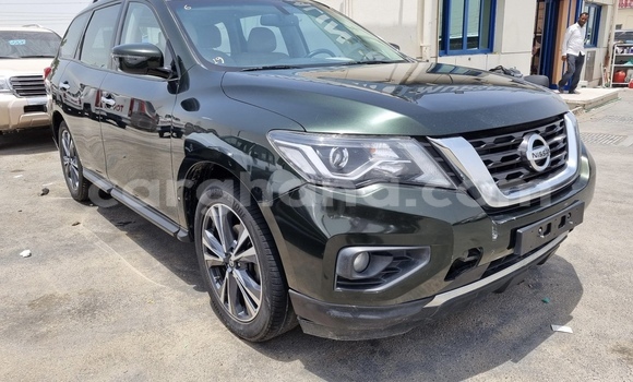 Sayi Na hannu Nissan Pathfinder Green Mota in Accra a Greater Accra Sayi Na hannu Nissan Pathfinder Green Mota in Accra a Greater Accra
